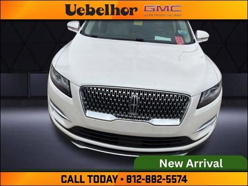 Used 2019 Lincoln MKC Select w/ Select Plus Package FWD image 13