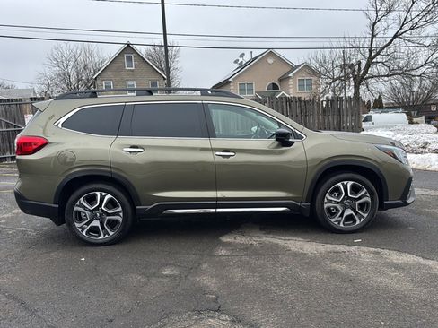 Used 2025 Subaru Ascent Touring w/ Popular Package #1 image 9