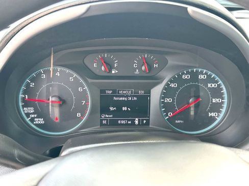 Used 2023 Chevrolet Malibu LS FWD image 19
