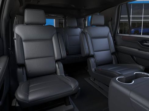 New 2026 GMC Yukon Denali w/ Sun & Power Step Package AWD/4WD image 17
