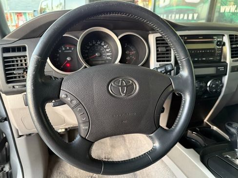Used 2008 Toyota 4Runner SR5 image 21