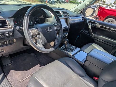 Used 2018 Lexus GX 460 w/ Navigation Package AWD/4WD image 10