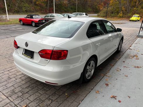 Used 2014 Volkswagen Jetta TDI Value Edition image 6