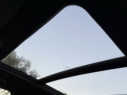 Certified 2022 BMW X5 xDrive45e w/ Climate Comfort Package image 22