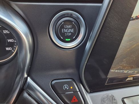 Used 2025 Chevrolet Blazer LT image 13