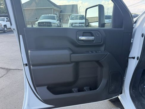 Used 2024 Chevrolet Silverado 3500 W/T w/ WT Convenience Package AWD/4WD image 9