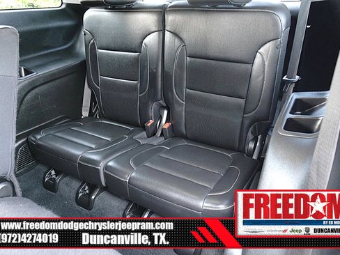 Used 2023 GMC Acadia SLT FWD image 15