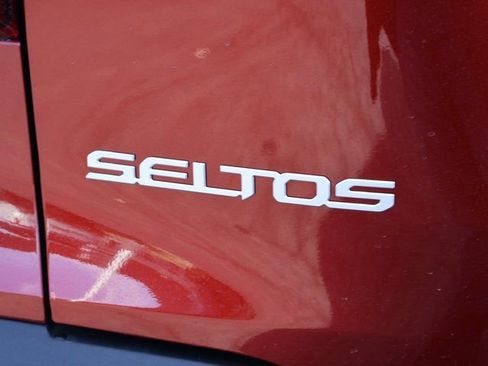 New 2026 Kia Seltos S image 17