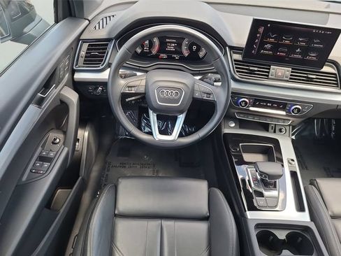 Used 2025 Audi Q5 2.0T Premium AWD/4WD image 12