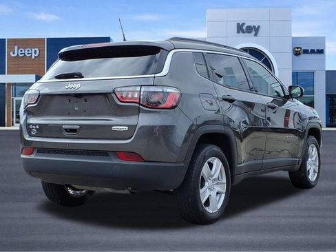 Used 2022 Jeep Compass Latitude image 25