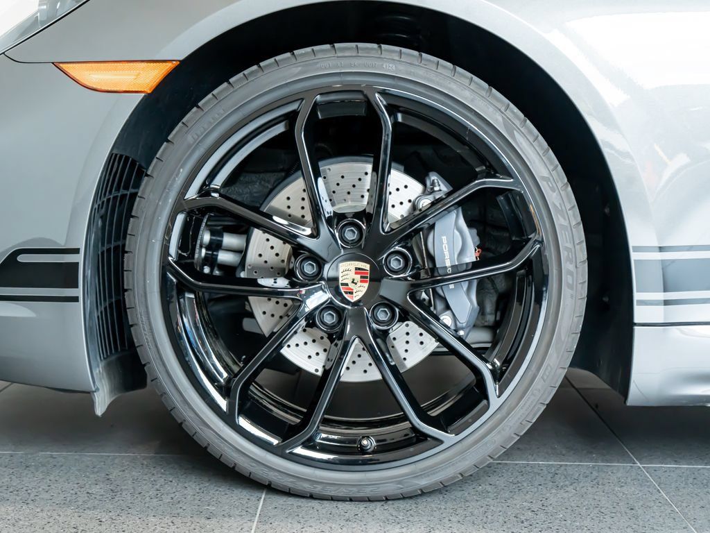 Certified 2025 Porsche 718 Cayman RWD image 11