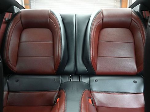 Used 2025 Ford Mustang GT Premium RWD image 30
