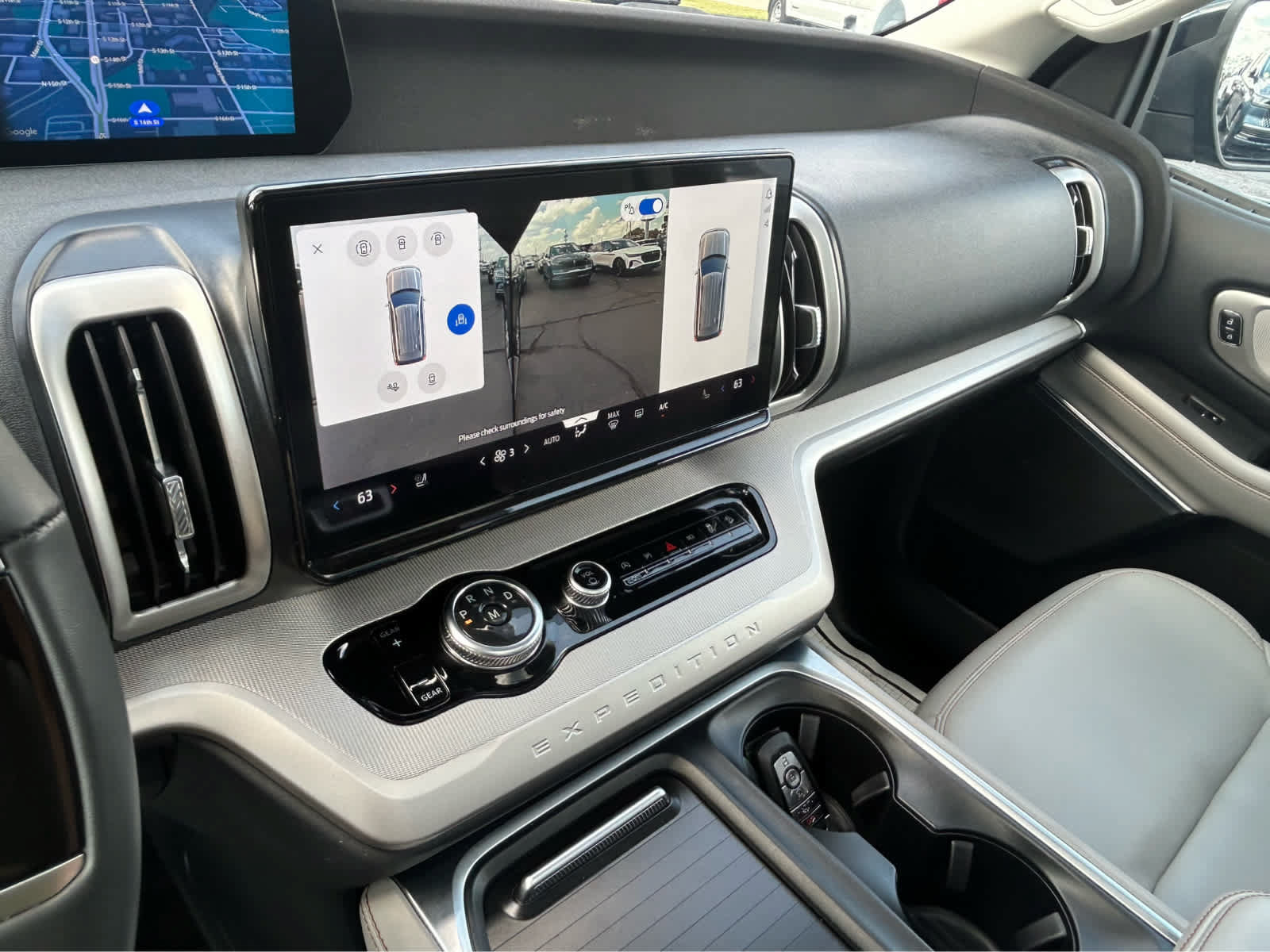 Certified 2025 Ford Expedition Active AWD/4WD image 52
