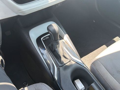 Used 2025 Toyota Corolla SE FWD image 22