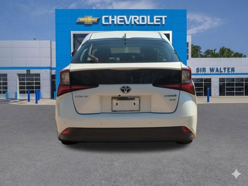 Used 2019 Toyota Prius XLE image 5