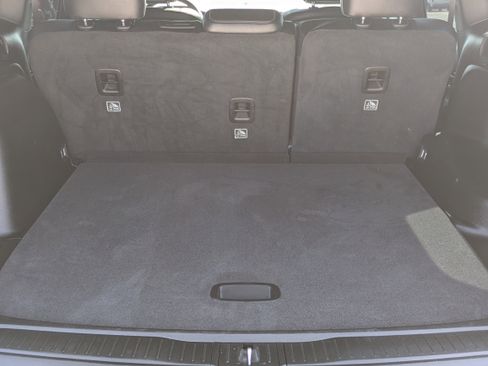 Used 2023 Jeep Grand Cherokee Altitude image 10