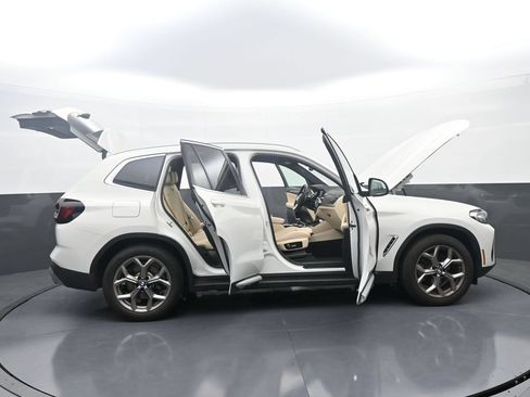 Used 2022 BMW X3 xDrive30i w/ Convenience Package AWD/4WD image 44