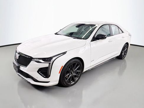 Used 2022 Cadillac CT4 V w/ Navigation Package AWD/4WD image 5
