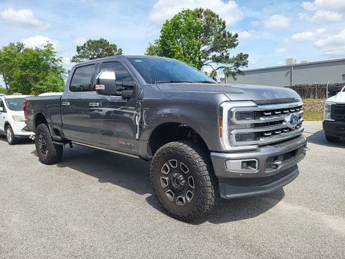Used 2024 Ford F250 Platinum image 1