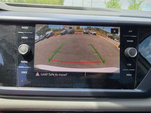Used 2023 Volkswagen Taos SE FWD image 19