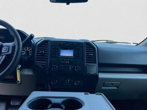 Used 2018 Ford F150 XL w/ Equipment Group 101A Mid RWD image 11
