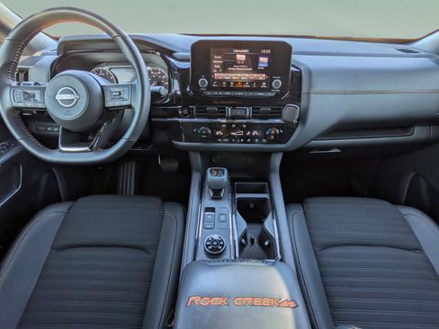 Used 2025 Nissan Pathfinder Rock Creek image 16
