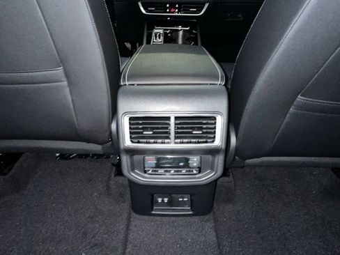 New 2026 Volkswagen Atlas SEL image 32