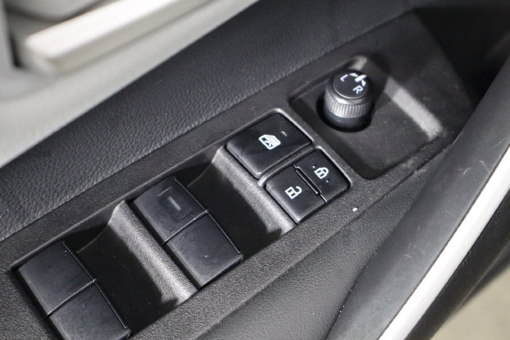 Used 2025 Toyota Corolla FX w/ Convenience Package FWD image 20