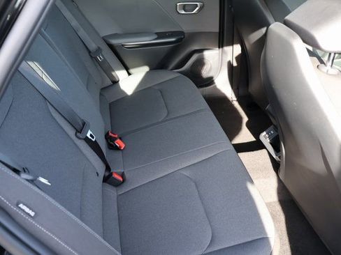 New 2025 Kia K4 LXS image 13