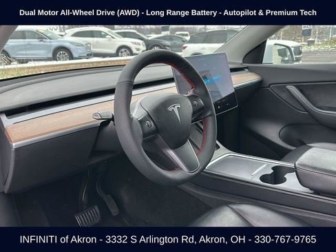 Used 2022 Tesla Model Y Long Range image 38