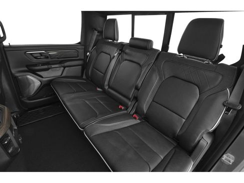 Used 2025 RAM 1500 Limited AWD/4WD image 9