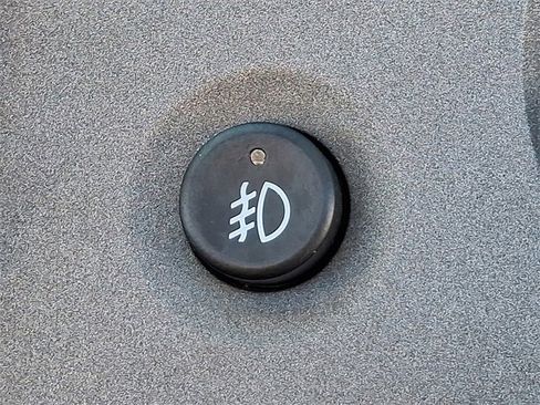 Used 2008 Pontiac Solstice GXP w/ Premium Package image 21