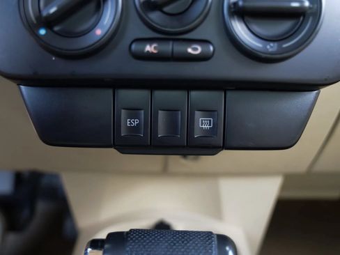 Used 2008 Volkswagen Beetle S FWD image 28