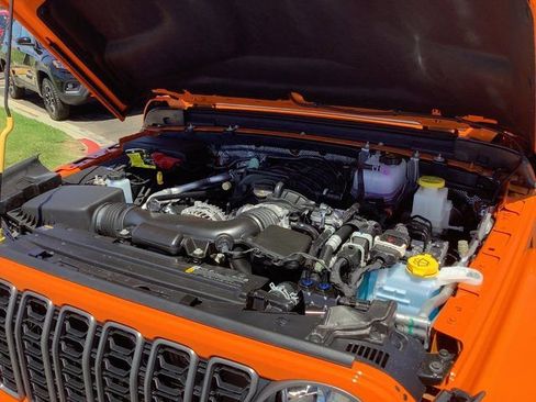 New 2025 Jeep Gladiator Sport image 42