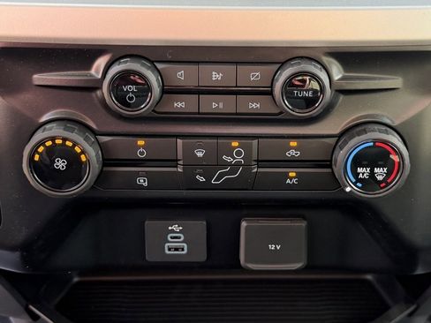 New 2024 Ford F550 4x4 Regular Cab Super Duty image 22