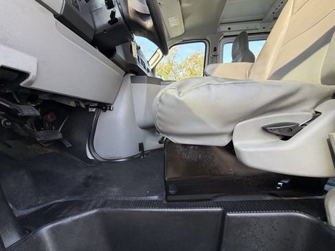 Used 2013 Ford E-350 and Econoline 350 Extended Super Duty w/ PWR Group image 12