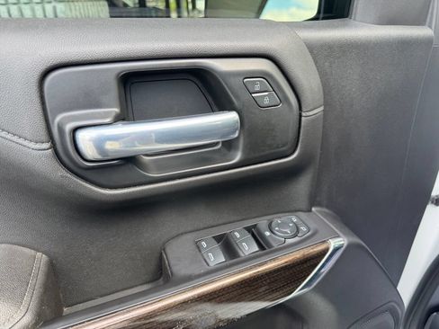 Used 2021 Chevrolet Silverado 1500 RST w/ Convenience Package II AWD/4WD image 3