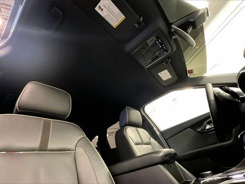 Used 2019 Chevrolet Blazer Premier w/ LPO, Sport Package image 29