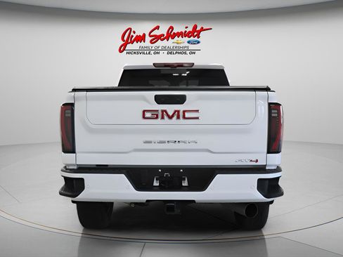 Used 2024 GMC Sierra 2500 AT4 w/ AT4 Premium Plus Package image 5