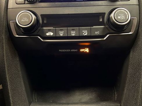 Used 2019 Honda Civic LX image 21