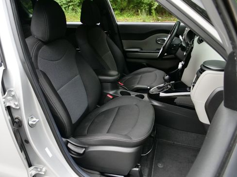 Used 2019 Kia Soul + w/ Audio Package image 29