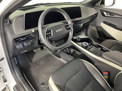 Certified 2023 Kia EV6 GT-Line AWD/4WD image 3