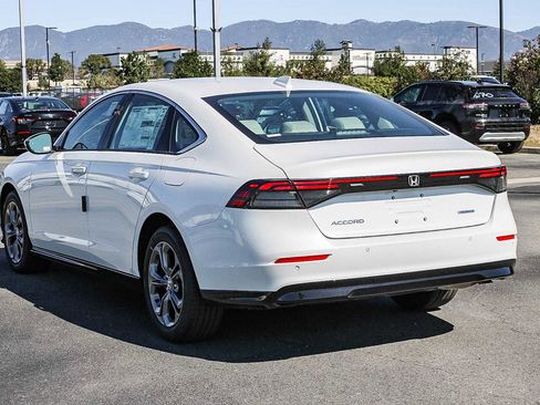New 2026 Honda Accord EX-L image 6