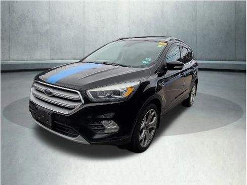 Used 2018 Ford Escape Titanium w/ Ford Safe & Smart Package image 1