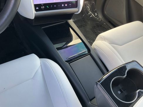 Used 2019 Tesla Model X Performance image 48