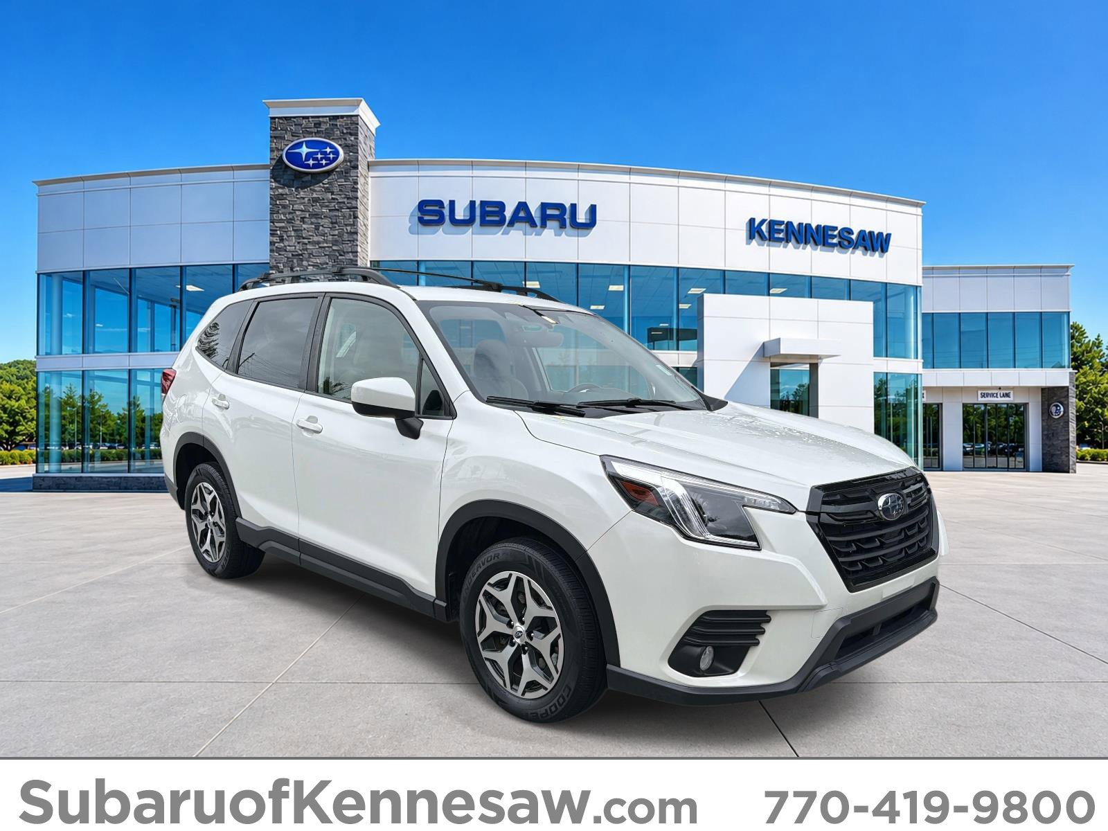 Used 2023 Subaru Forester Premium AWD/4WD image 1