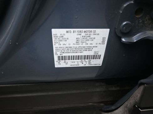 Used 2025 Ford Explorer ST-Line image 20