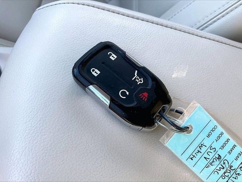 Used 2020 GMC Acadia Denali w/ Technology Package image 11