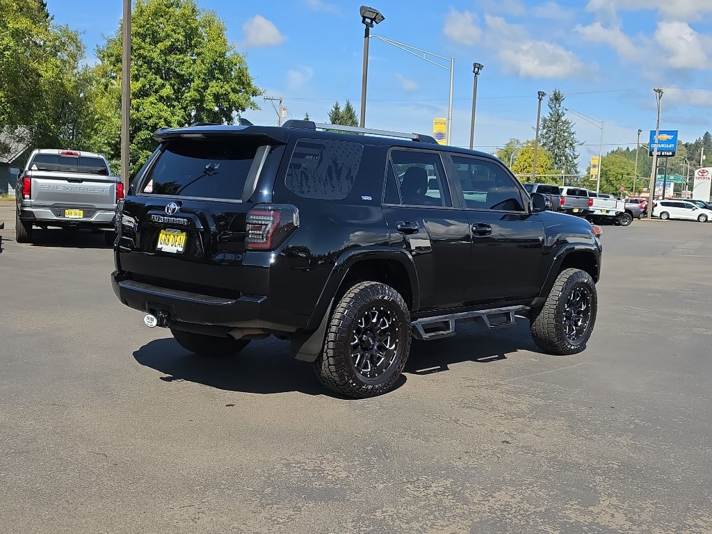 Used 2019 Toyota 4Runner SR5 Premium AWD/4WD image 5