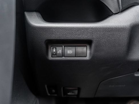 Certified 2025 Toyota RAV4 LE AWD/4WD image 20